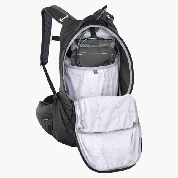 EVOC Trail Pro 16 pyöräilyreppu S/M 6