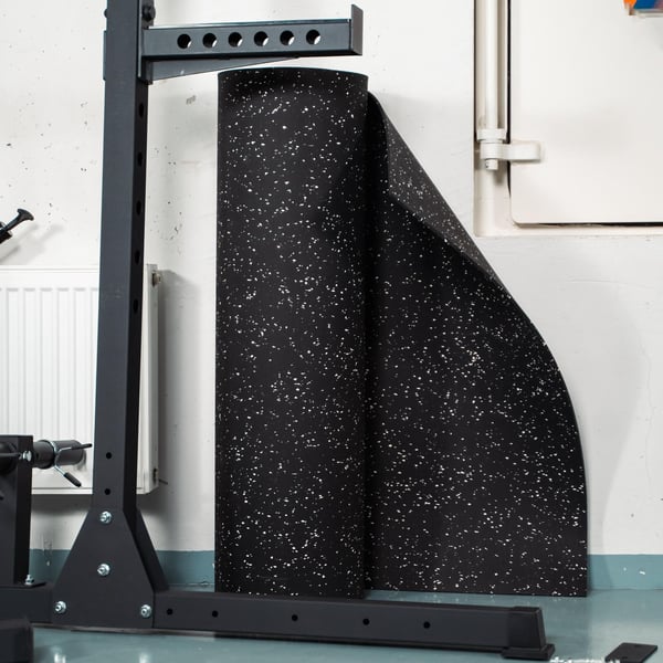 FitNord Kumimatto musta 4 mm (10m rulla) valkoisilla pilkuilla 3