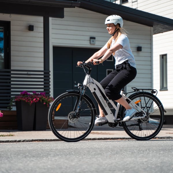 FitNord Ava 300 Sähköpyörä G2, valkoinen 2