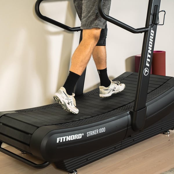 FitNord Striker 1000 Moottoroimaton Juoksumatto 4
