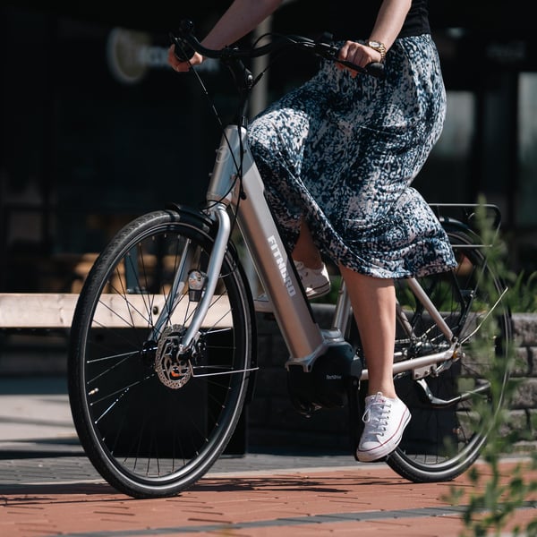 FitNord Classic 300 Sähköpyörä 2024, hopea (489,6 Wh akku)