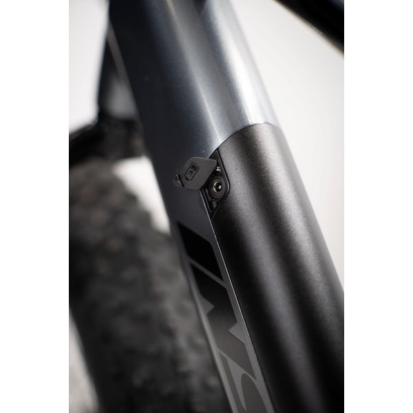 Insera e-Muffle sähköpyörä 26" 9-V Runko 48 cm (Ajajan pituus : 160 – 185 cm)