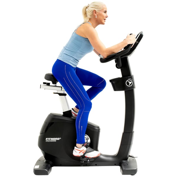 FitNord Cyclo Diamond Kuntopyörä (VUODEN LISÄTAKUU JA SYKEVYÖ KAUPAN PÄÄLLE — arvo 199,80 €)
