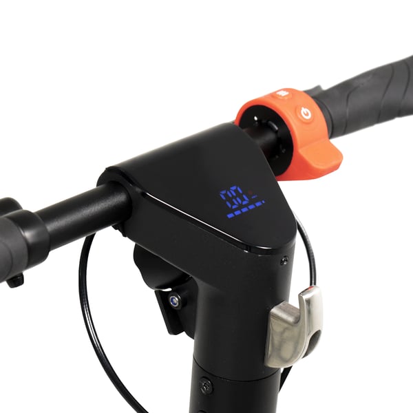 Fitnord Discovery sähköpotkulaudan näyttö