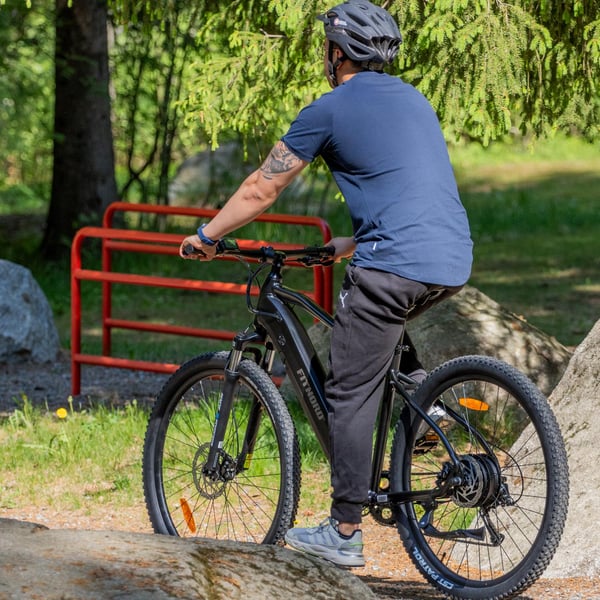 FitNord Ranger 300 Sähkömaastopyörä, musta (720Wh tehoakku)